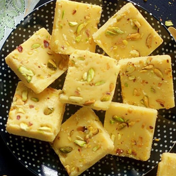 best indian sweets, snacks, savouries, chaats, street foods in Bahrain, Manama, Qudaibiya