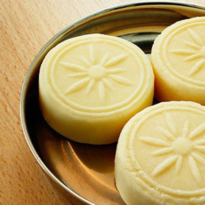 best indian sweets, snacks, savouries, chaats, street foods in Bahrain, Manama, Qudaibiya